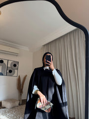 ✨ Royal Grace Cape Black