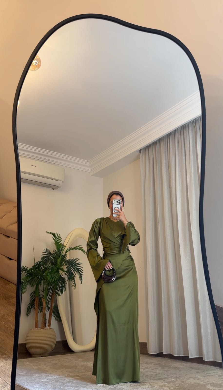 Emerald Grace – Green Satin Set