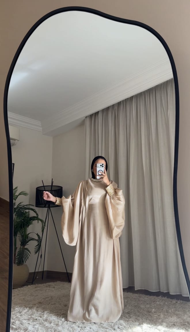 Majesté – The Iconic Kaftan Gold 💛