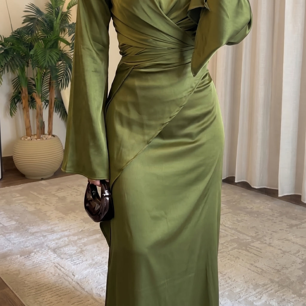 Emerald Grace – Green Satin Set