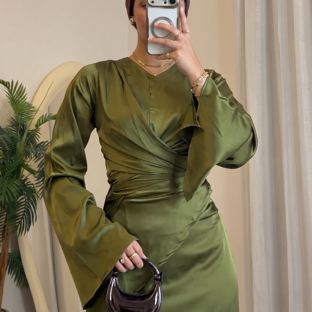 Emerald Grace – Green Satin Set